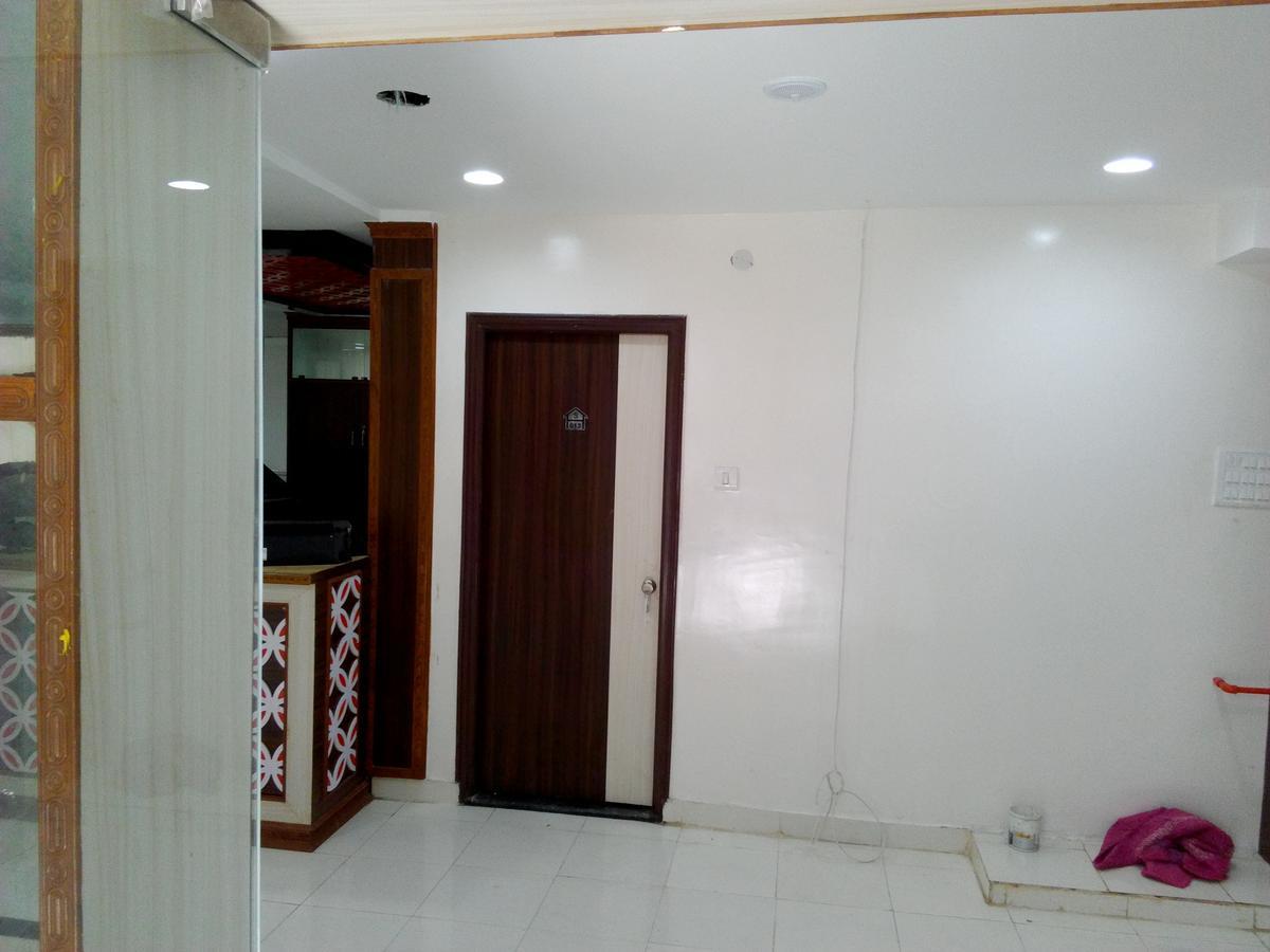 Sahasra Residency Hotell Hyderabad Exteriör bild