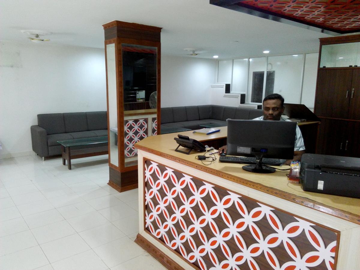 Sahasra Residency Hotell Hyderabad Exteriör bild